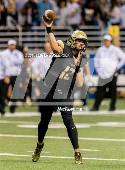 Thumbnail 2 in Foster vs. Dripping Springs (UIL 5A Regional Final) photogallery.