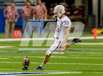 Thumbnail 2 in Foster vs. Dripping Springs (UIL 5A Regional Final) photogallery.