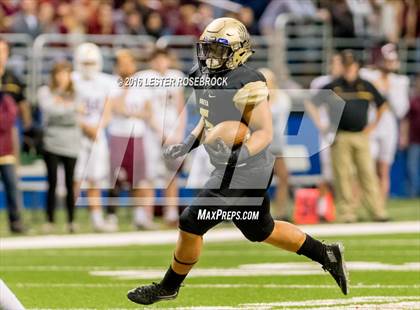Thumbnail 3 in Foster vs. Dripping Springs (UIL 5A Regional Final) photogallery.