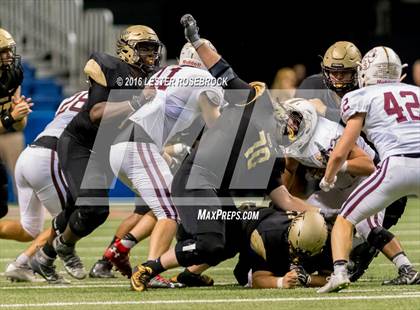 Thumbnail 2 in Foster vs. Dripping Springs (UIL 5A Regional Final) photogallery.