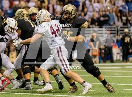 Thumbnail 3 in Foster vs. Dripping Springs (UIL 5A Regional Final) photogallery.