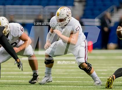 Thumbnail 2 in Foster vs. Dripping Springs (UIL 5A Regional Final) photogallery.