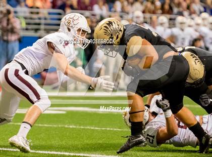Thumbnail 2 in Foster vs. Dripping Springs (UIL 5A Regional Final) photogallery.