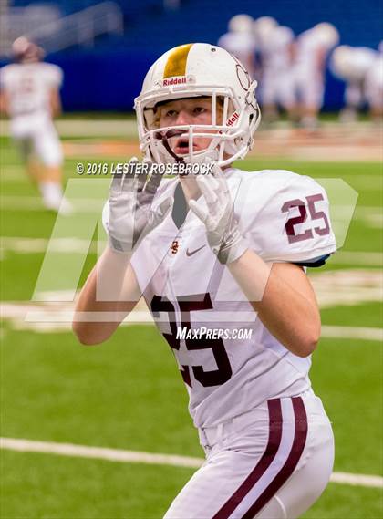 Thumbnail 3 in Foster vs. Dripping Springs (UIL 5A Regional Final) photogallery.