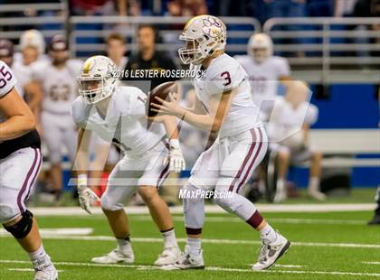 Thumbnail 1 in Foster vs. Dripping Springs (UIL 5A Regional Final) photogallery.