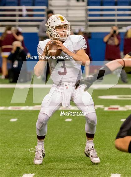 Thumbnail 1 in Foster vs. Dripping Springs (UIL 5A Regional Final) photogallery.