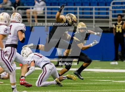 Thumbnail 1 in Foster vs. Dripping Springs (UIL 5A Regional Final) photogallery.