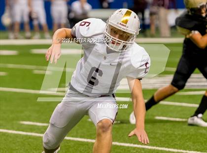 Thumbnail 2 in Foster vs. Dripping Springs (UIL 5A Regional Final) photogallery.