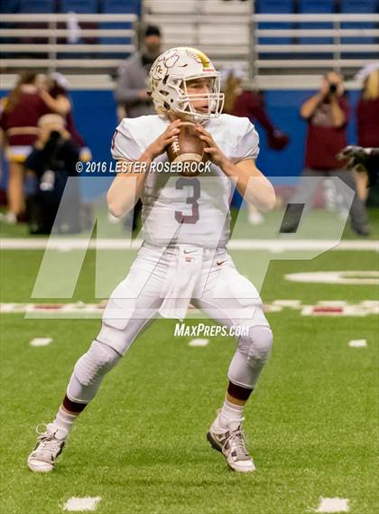 Thumbnail 3 in Foster vs. Dripping Springs (UIL 5A Regional Final) photogallery.
