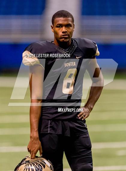 Thumbnail 3 in Foster vs. Dripping Springs (UIL 5A Regional Final) photogallery.