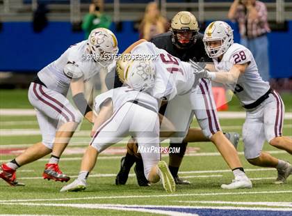 Thumbnail 1 in Foster vs. Dripping Springs (UIL 5A Regional Final) photogallery.