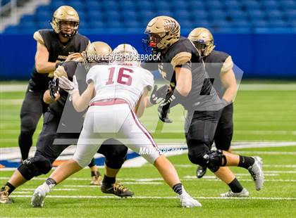 Thumbnail 2 in Foster vs. Dripping Springs (UIL 5A Regional Final) photogallery.