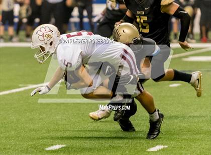 Thumbnail 2 in Foster vs. Dripping Springs (UIL 5A Regional Final) photogallery.