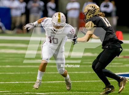 Thumbnail 2 in Foster vs. Dripping Springs (UIL 5A Regional Final) photogallery.