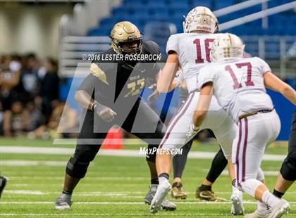 Thumbnail 2 in Foster vs. Dripping Springs (UIL 5A Regional Final) photogallery.
