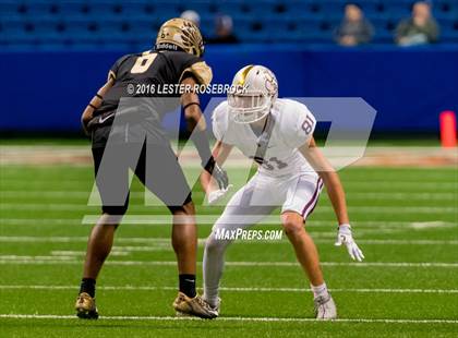 Thumbnail 3 in Foster vs. Dripping Springs (UIL 5A Regional Final) photogallery.