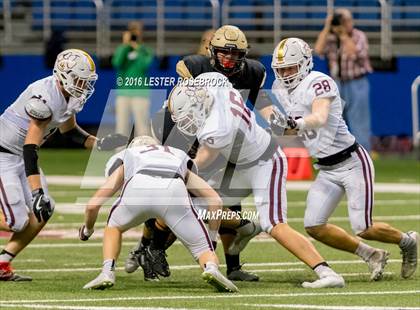 Thumbnail 3 in Foster vs. Dripping Springs (UIL 5A Regional Final) photogallery.