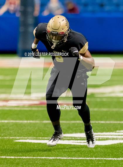 Thumbnail 2 in Foster vs. Dripping Springs (UIL 5A Regional Final) photogallery.
