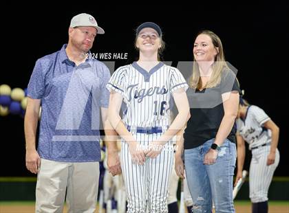 Thumbnail 1 in Arlington (Senior night) photogallery.