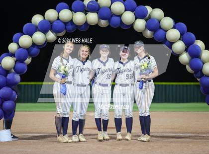 Thumbnail 1 in Arlington (Senior night) photogallery.