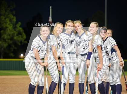 Thumbnail 1 in Arlington (Senior night) photogallery.