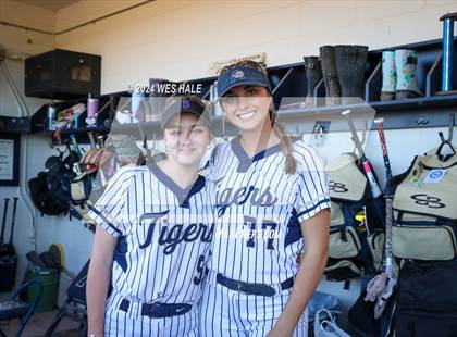 Thumbnail 3 in Arlington (Senior night) photogallery.
