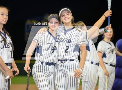 Thumbnail 3 in Arlington (Senior night) photogallery.