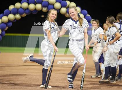 Thumbnail 2 in Arlington (Senior night) photogallery.