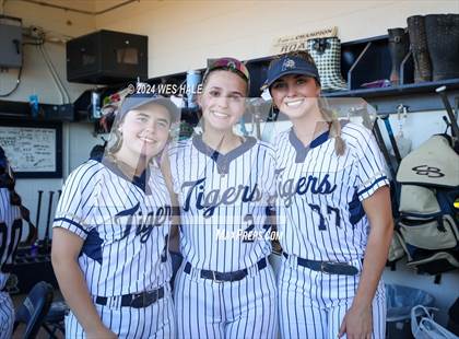 Thumbnail 3 in Arlington (Senior night) photogallery.