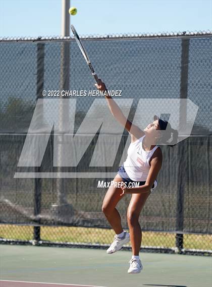 Thumbnail 3 in Alamo Heights vs Centennial (UIL 5A Team Tennis Semifinal) photogallery.