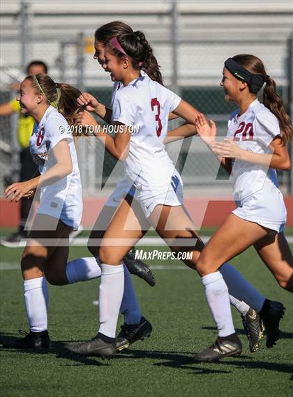 Thumbnail 1 in Oxnard vs. Arcadia photogallery.