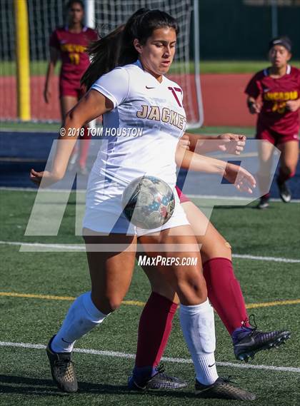 Thumbnail 3 in Oxnard vs. Arcadia photogallery.