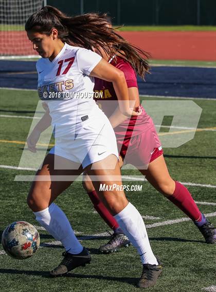 Thumbnail 2 in Oxnard vs. Arcadia photogallery.