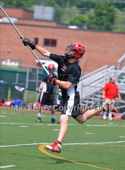 Thumbnail 3 in Glens Falls vs. Putnam Valley (NYSPHSAA Class C 1st Round) photogallery.