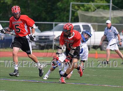 Thumbnail 1 in Glens Falls vs. Putnam Valley (NYSPHSAA Class C 1st Round) photogallery.