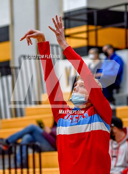 Thumbnail 2 in Shawnee Heights vs Wyandotte (Mid-Season Tournament) photogallery.