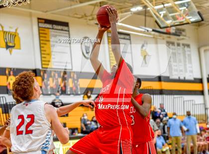 Thumbnail 2 in Shawnee Heights vs Wyandotte (Mid-Season Tournament) photogallery.