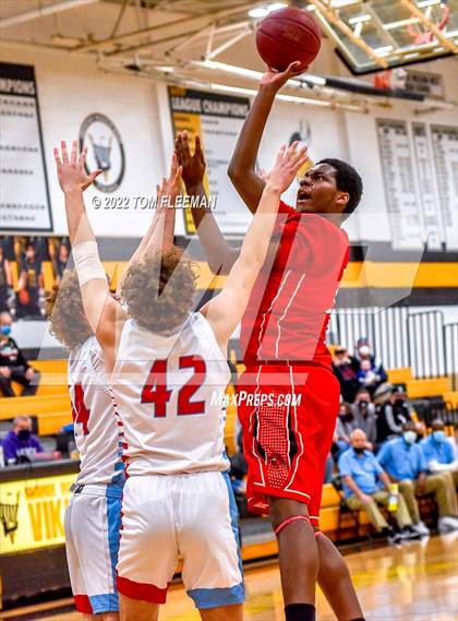 Thumbnail 2 in Shawnee Heights vs Wyandotte (Mid-Season Tournament) photogallery.