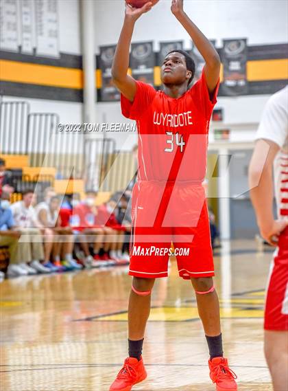 Thumbnail 3 in Shawnee Heights vs Wyandotte (Mid-Season Tournament) photogallery.