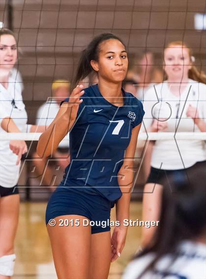 Thumbnail 1 in Archbishop Mitty vs. Valley Christian (Presentation Panther Challenge) photogallery.