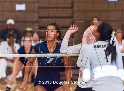 Thumbnail 1 in Archbishop Mitty vs. Valley Christian (Presentation Panther Challenge) photogallery.