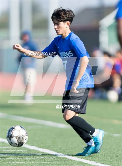 Thumbnail 2 in Mira Costa vs Leuzinger (South JV Holiday Tournament) photogallery.