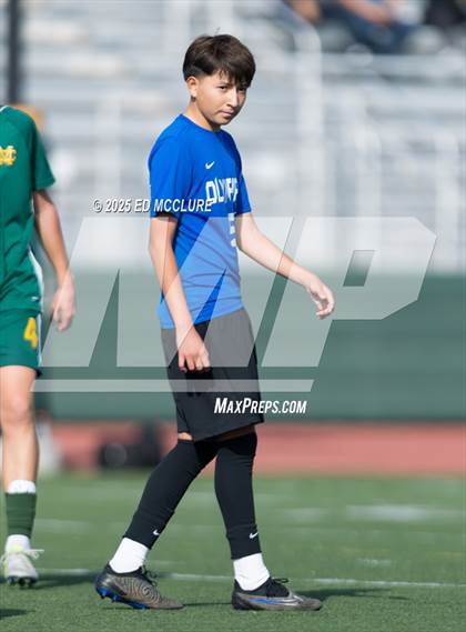 Thumbnail 3 in Mira Costa vs Leuzinger (South JV Holiday Tournament) photogallery.
