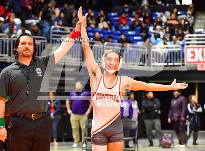 Thumbnail 2 in 2022 UIL State Championships - Session 2 photogallery.