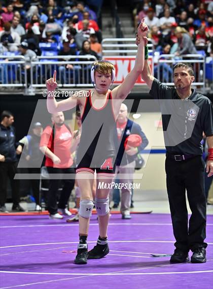 Thumbnail 3 in 2022 UIL State Championships - Session 2 photogallery.