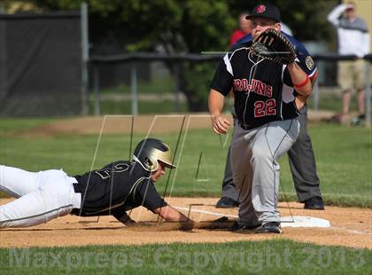 Thumbnail 1 in East Central vs Shelbyville (IHSAA 4A Sectional Playoff) photogallery.
