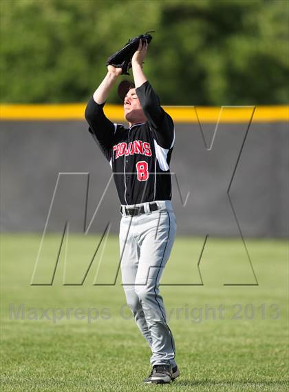 Thumbnail 2 in East Central vs Shelbyville (IHSAA 4A Sectional Playoff) photogallery.