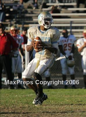 Thumbnail 2 in Taft @ Locke (SS Playoffs) photogallery.
