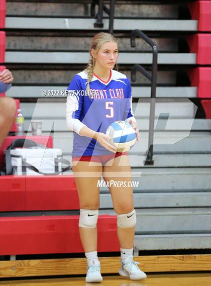 Thumbnail 2 in Regina vs St. Clair (Chippewa Valley Tournament) photogallery.
