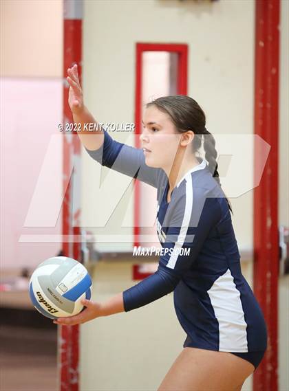 Thumbnail 3 in Regina vs St. Clair (Chippewa Valley Tournament) photogallery.